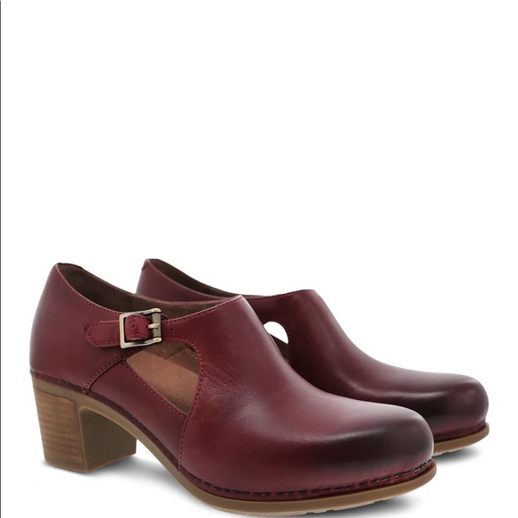 Dansko Shoes - Dansko Hollie Wine Burnished Calf 39